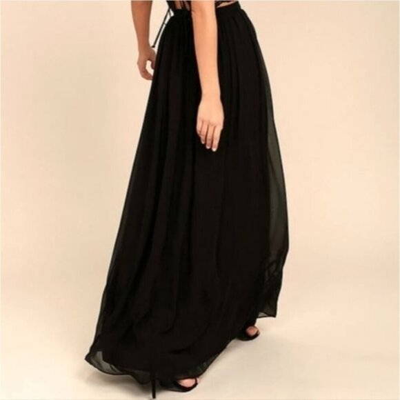 Lulus ✦ Black Lace Crop Top & Maxi Skirt Set ✦ High Slit Lace-Up Back Size S EUC - Picture 2 of 16